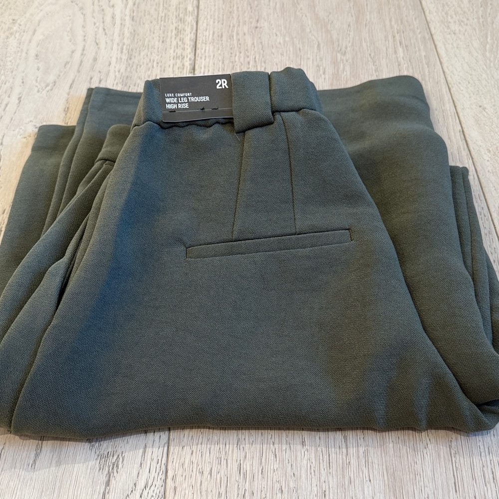Express High Waisted Pleated Trouser in Olive Green Size 2 - Picture 14 of 14